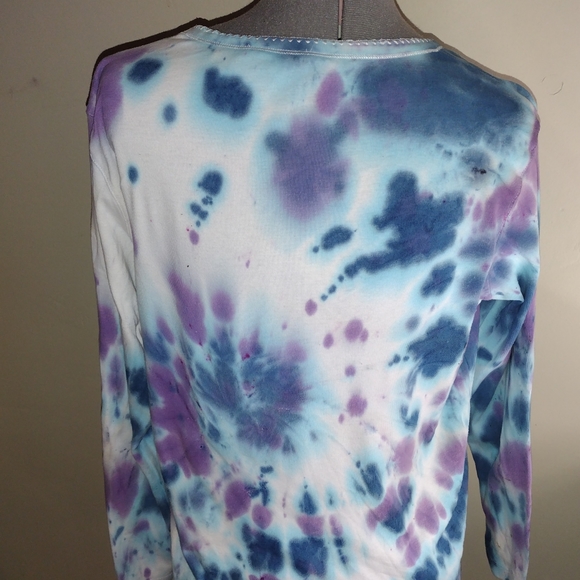 Tie Dye Long Sleeved Shirt, Blue Tie Dye Shirt, Blue Purple Tie Dye Blouse - Picture 12 of 16